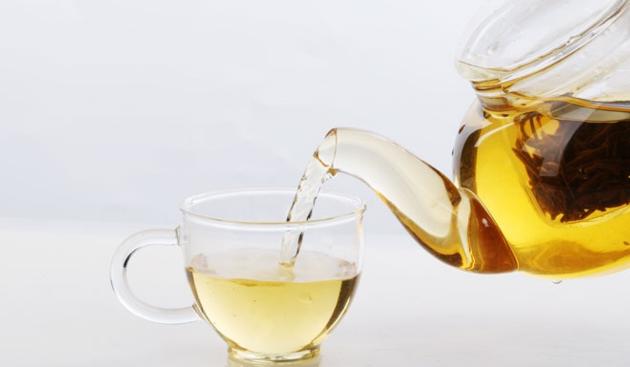 Dried and natural green raspberry leaf tea bag