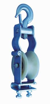 Universal crossarm¡ìCmounted and hook style block