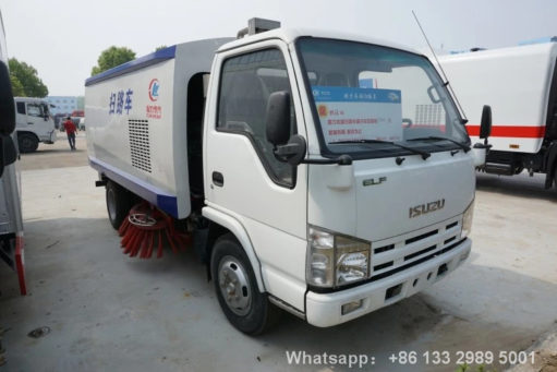 3 Ton Isuzu Road Sweeper Truck