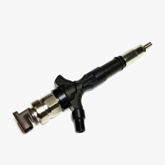 New Common Rail Injector 23670-30050 095000-5881 for TOYOTA HIACE 2KD-FTV