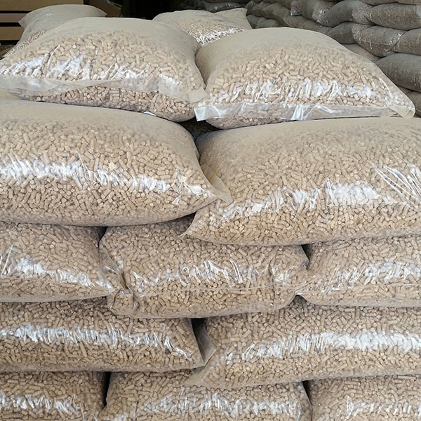  Wood pellets/wood briquettes/rice husk pellets 