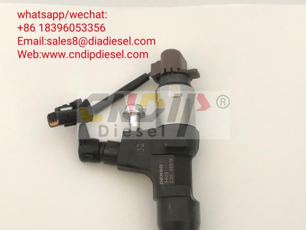 23670 E0281 095000 5400 Injector Diesel