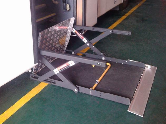 UVL 700 1300 Wheelchair Lift In