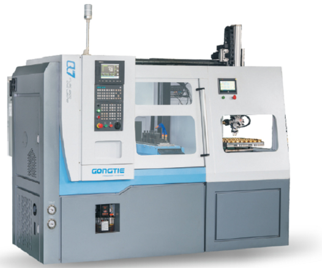 CNC lathe with picking woking pieces