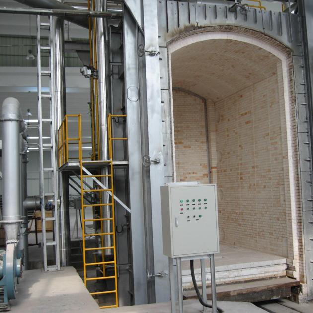 Shuttle kiln for ceramic products