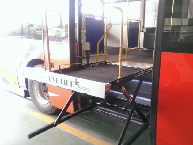 UVL 700 1300 Wheelchair Lift In