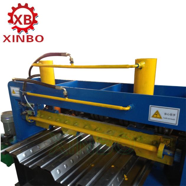 decking floor making machine