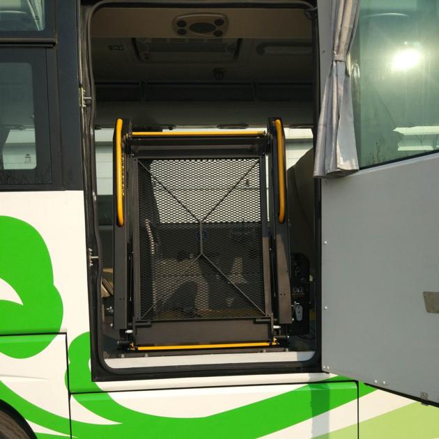 DN 1300 720 Wheelchair Lift