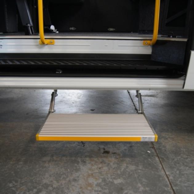 ES F Series Electric Folding Steps