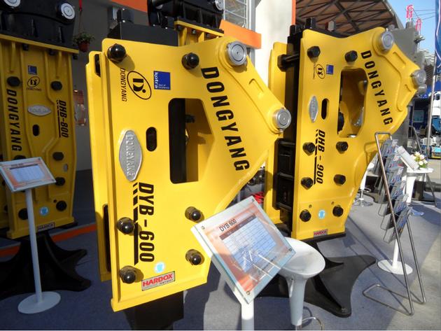  Supply Chinese Good Price DYB-600 Hydraulic Breaker suitable for 11-16 ton excavator