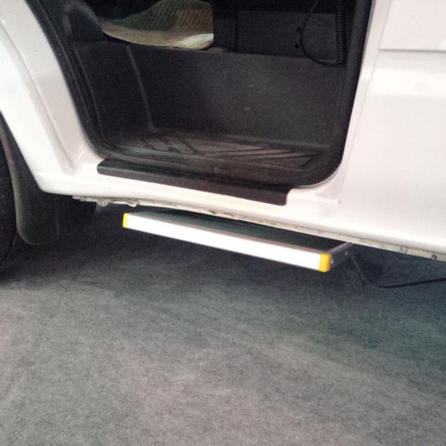 ES F Series Electric Folding Steps