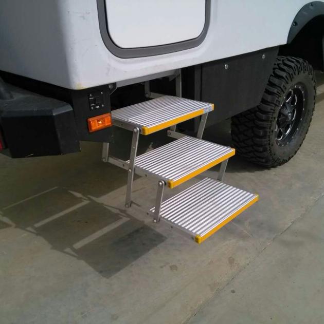 ES-F-T Series Electric Folding Step