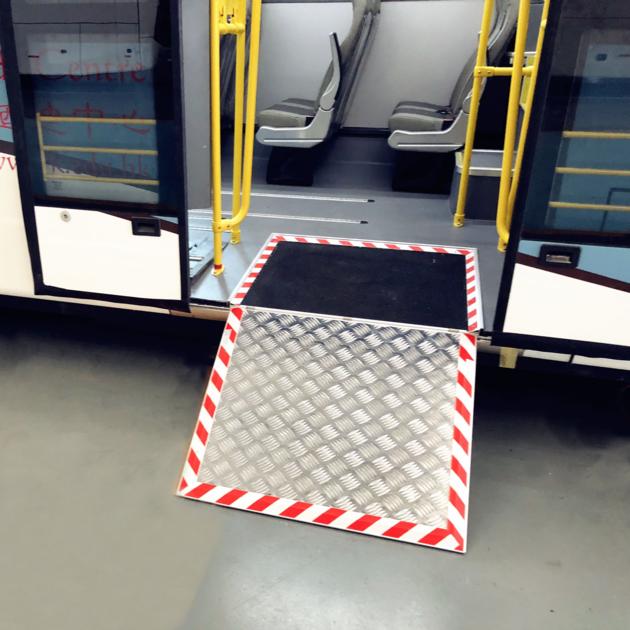 FMWR A Manual Wheelchair Ramp