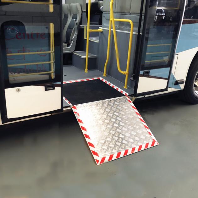 FMWR-A Manual Wheelchair Ramp