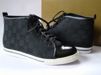A symbol of the city branded Italian gucci shoes for lady