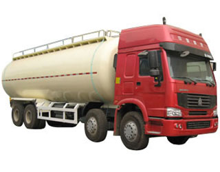 HOWO 8X4 Oil Tank Truck