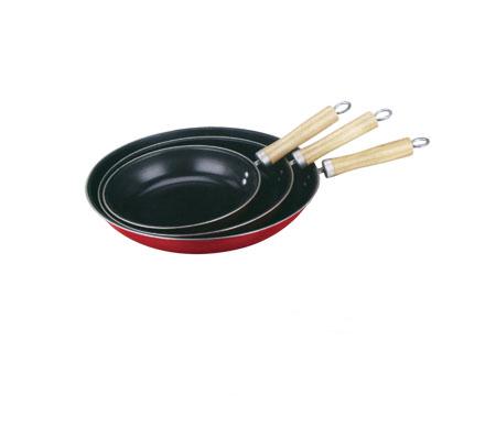 Smk-9------3pcs fry pan with wooden handle