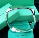 Tiffant and Gucci,Links of London at factory price(www coboen com)