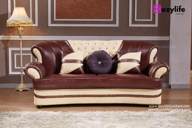 Luxury Chesterfield Sofa Design With Coffee