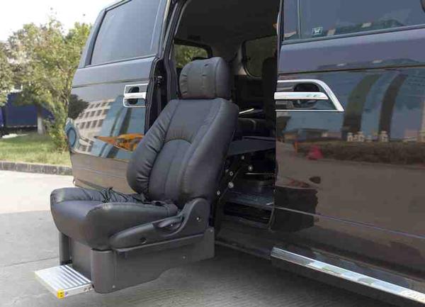 S-LIFT swivel and lifting car seat for disabled and elder