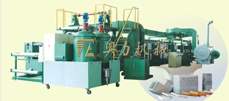 Continuous production line of rigid polyfoam sandwich panel with aluminum foil facings