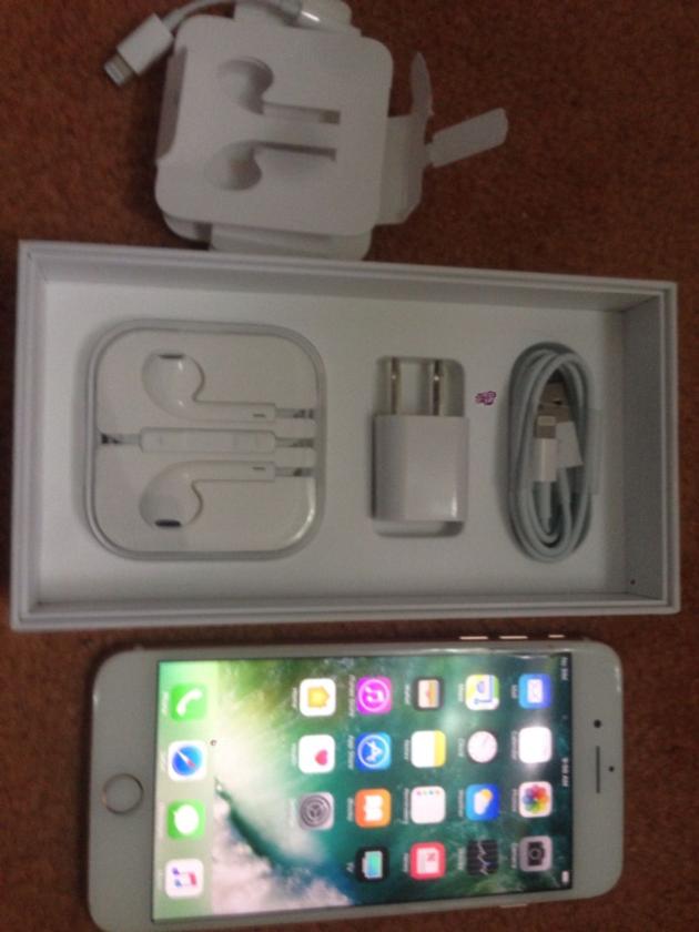Apple IPhone 7Plus 128 Factory Unlocked