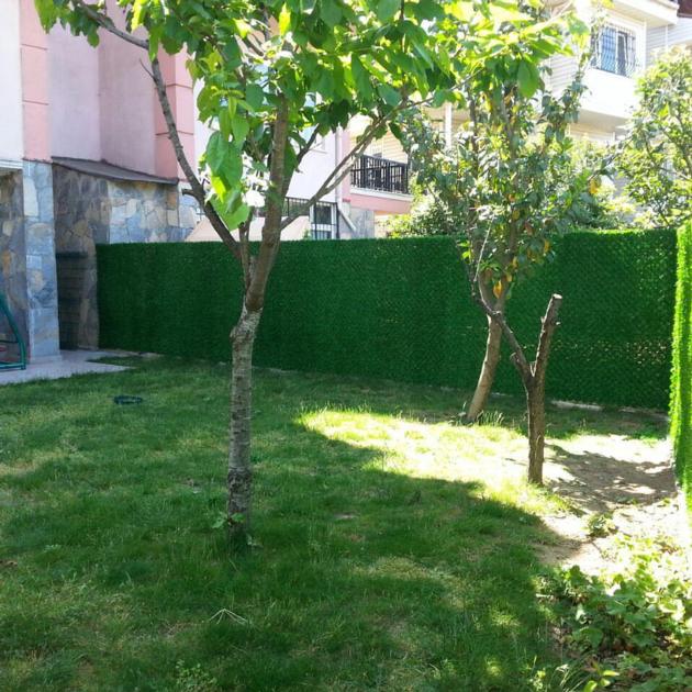 DECORGRASS ARTIFICIAL GRASS CHAINLINK FENCE