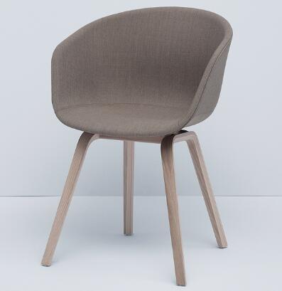 About a Chair Design by Hee Welling