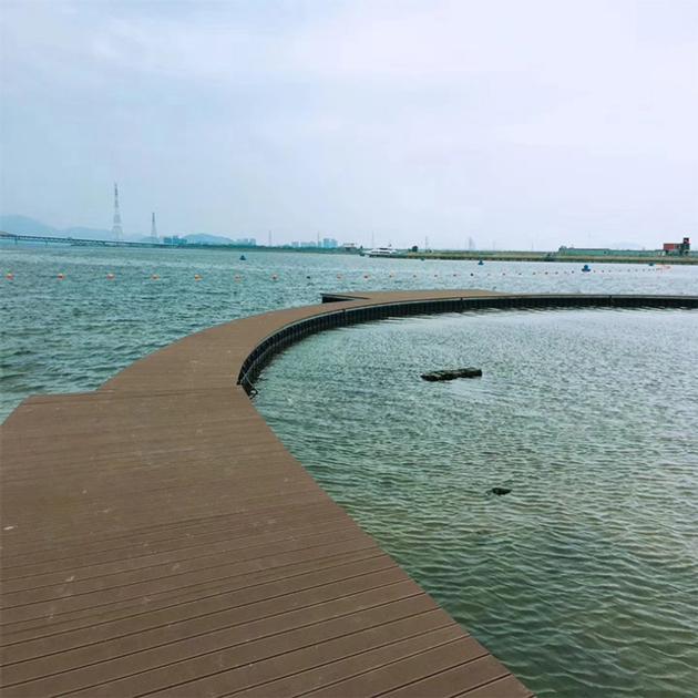 China Suppliers Direct Factory Price Attractive WPC Decking Flooring Outdoor