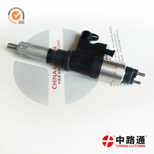 hight quality fuel injector in car 095000-5471 fuel injector parts on sale 