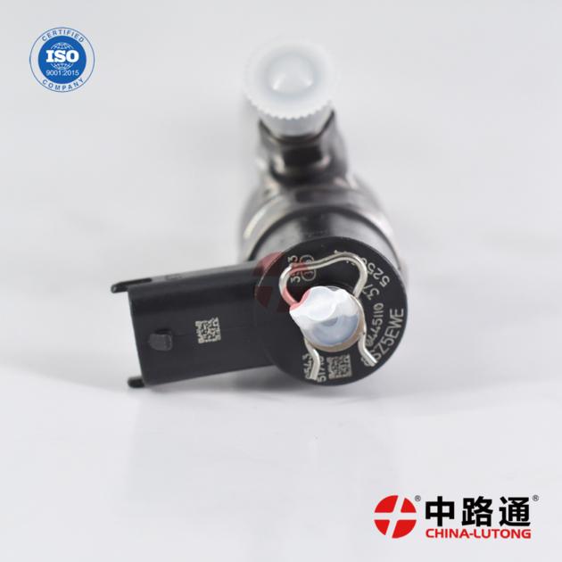 Mercedes Benz Fuel Injector 0 445