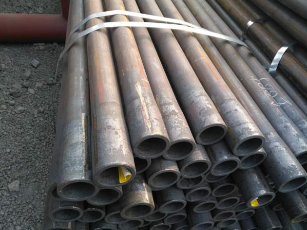 China straight class b size astm carbon stright steel pipe 12 for oil gas and water