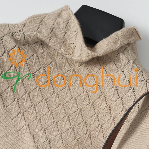 Plain Knitted Cashmere With Wool Crew