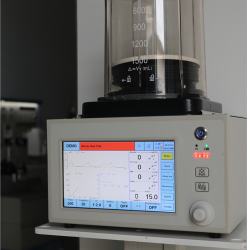 ANESTHESIA VENTILTOR  MODEL:DAV80