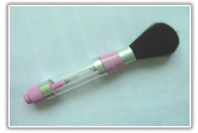pump powder brush