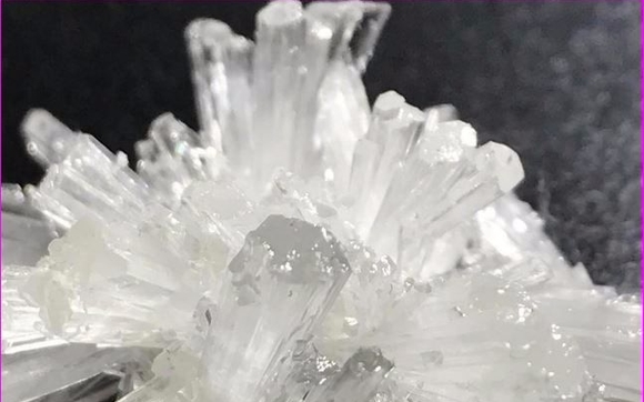 Pure CBD Isolate Powder & Crystals for Sale