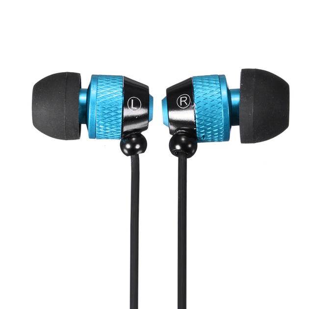 Promotional wired inner metal earphone with earphone case for iphone headphone earphone made in 