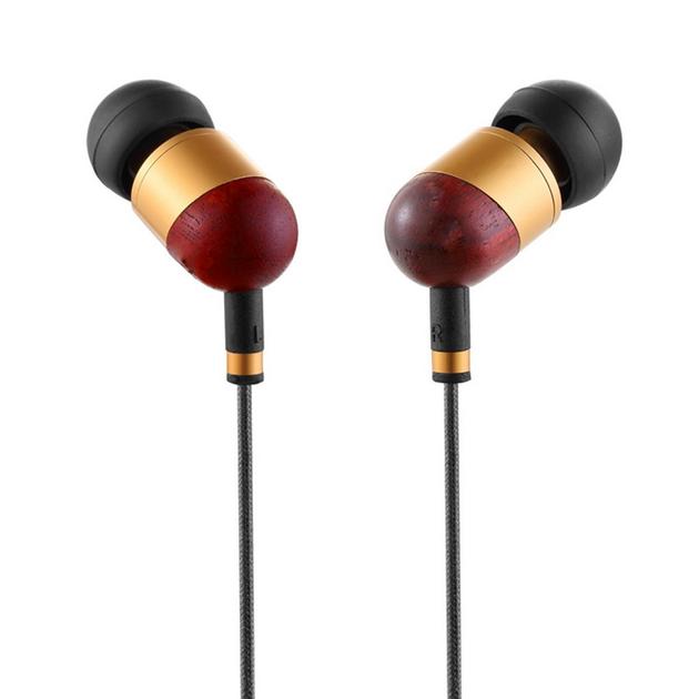3 5mm Connectors And In Ear
