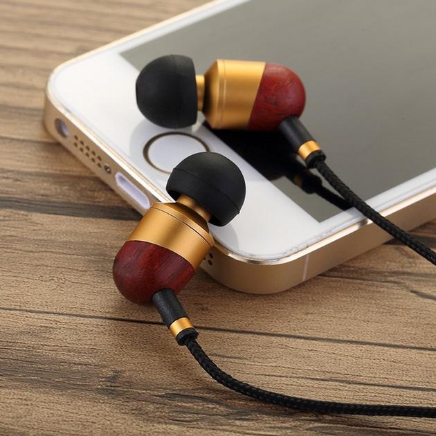 3 5mm Connectors And In Ear