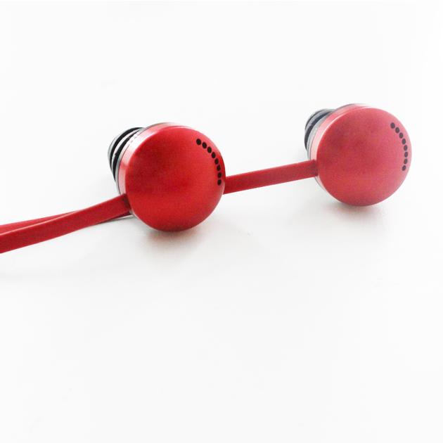 Patent Headphone With Microphone Volume Control