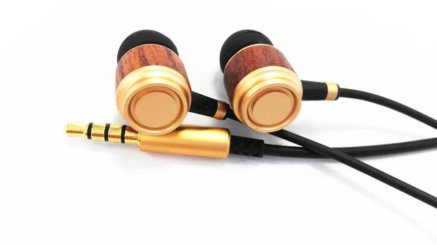Hi-Resolution durable wood in ear earphone/headphones/earbuds