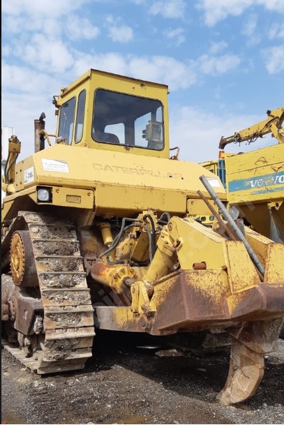 Sell Crawler Bulldozer CAT D8L-Model Year 1986-USD 41.950
