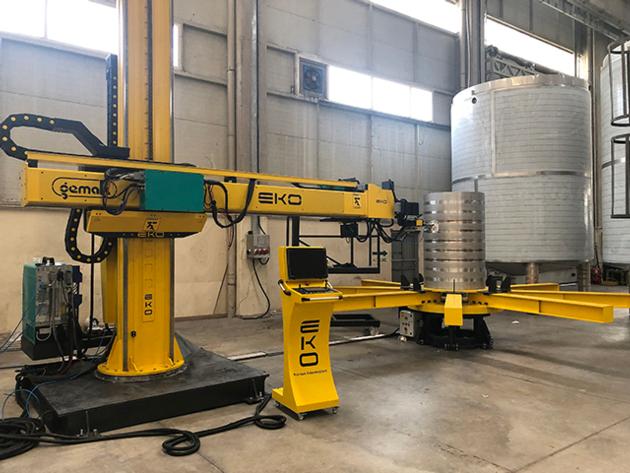 EKO Column Amp Boom Welding Automation