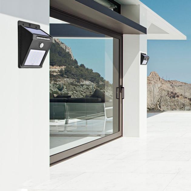 20 Energy Saving Outdoor LED Solar