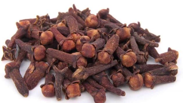 WHOLE CLOVES