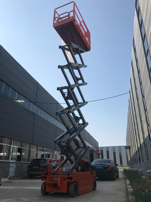 Self Propelled Scissor Lifts