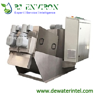 Sludge dewatering machine