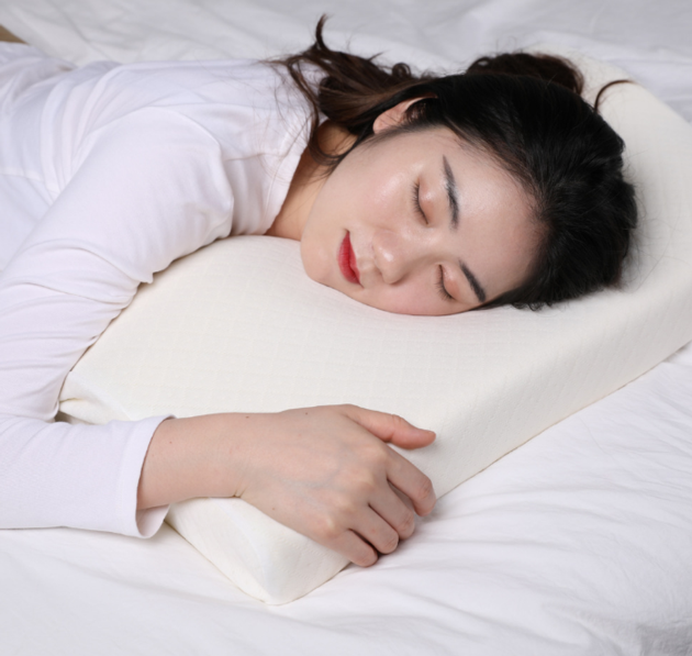 Memory Foam Bedding Pillow Neck Protection