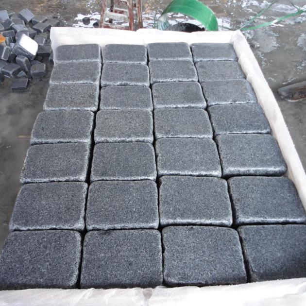 Tumbled Dark Grey Granite Paving Cobblestones