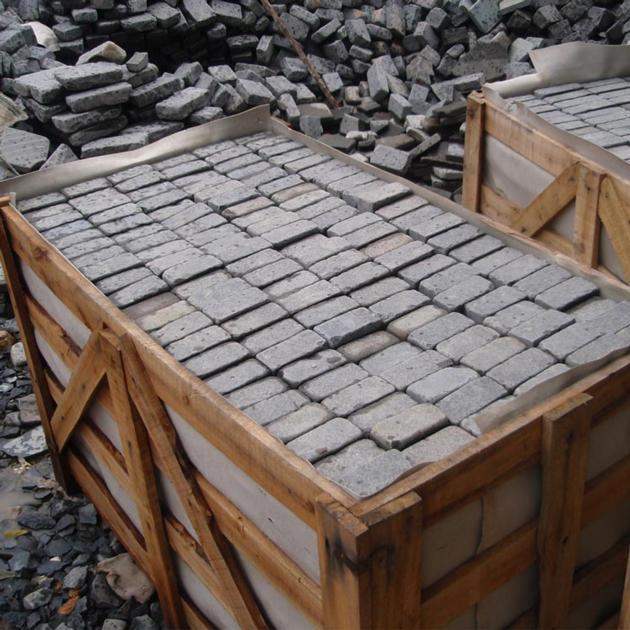 Tumbled Black Basalt Stone Bricks For